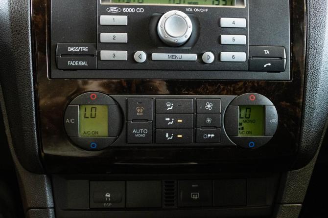 Ford Focus II с пробегом 2006 года, цена 659 000 рублей, 190835 км, седан, Автокод Объявления