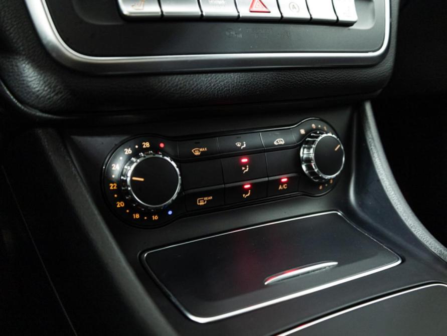 Mercedes-Benz CLA I (C117 X117) Рестайлинг Санкт-Петербург  - изображение 16