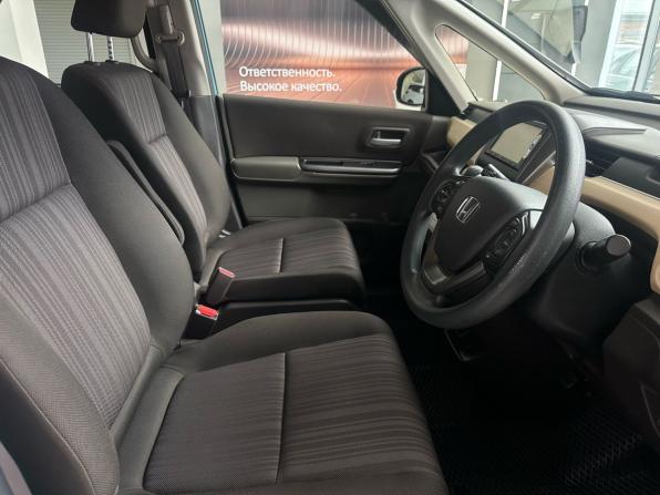 Honda Freed II с пробегом 2019 года, цена 1 549 000 рублей, 100413 км, компактвэн, Автокод Объявления