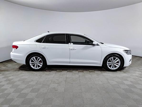 Volkswagen Passat B8 Рестайлинг с пробегом 2020 года, цена 2 350 000 рублей, 67835 км, седан, Автокод Объявления