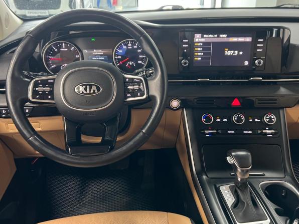 Kia Carnival IV с пробегом 2021 года, цена 3 999 000 рублей, 49142 км, минивэн, Автокод Объявления