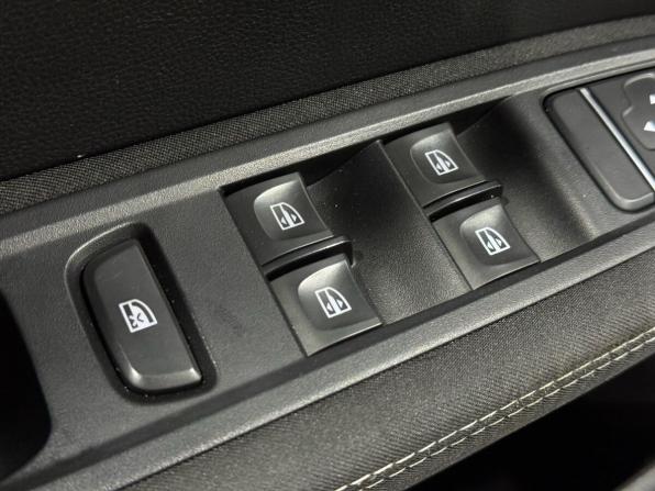 Renault Arkana I с пробегом 2019 года, цена 1 399 000 рублей, 133784 км, внедорожник, Автокод Объявления