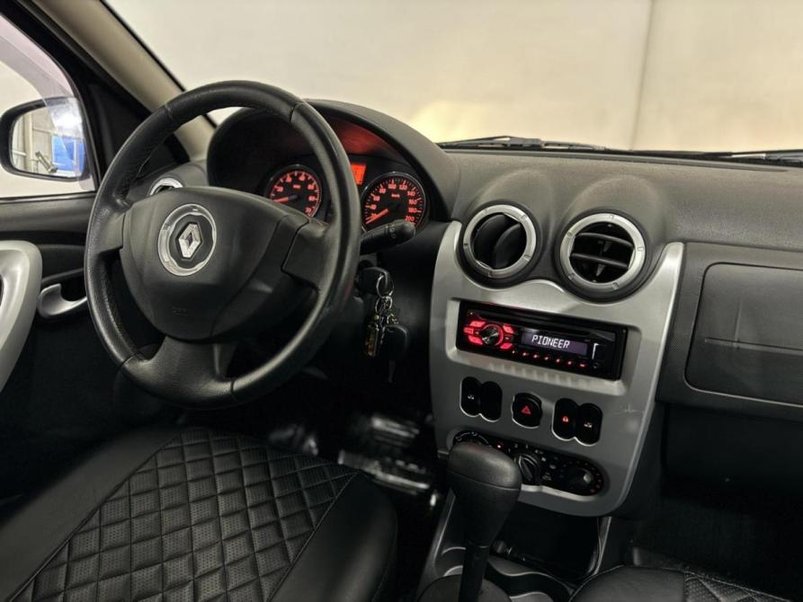 Renault Sandero I Нижний Новгород  - изображение 12