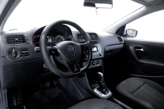 Volkswagen Polo V Рестайлинг с пробегом 2017 года, цена 749 000 рублей, 290100 км, седан, Автокод Объявления
