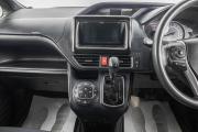 Toyota Voxy III (R80) Рестайлинг Барнаул  - изображение 43