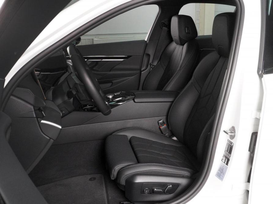 BMW 5 серии VIII (G60/G61/G68) Минеральные Воды  - изображение 16