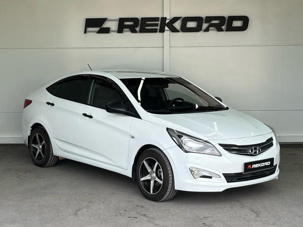 Hyundai Solaris I Рестайлинг с пробегом 2016 года, цена 1 049 000 рублей, 136000 км, седан, Автокод Объявления