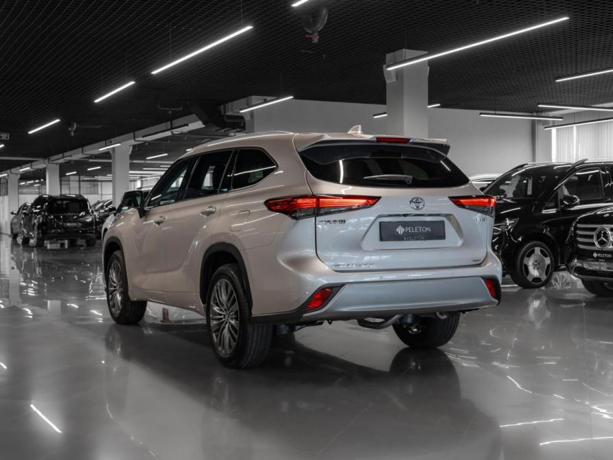Toyota Highlander IV (XU70) Москва  - изображение 4