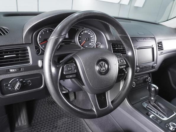 Volkswagen Touareg II с пробегом 2012 года, цена 2 000 000 рублей, 200420 км, внедорожник, Автокод Объявления