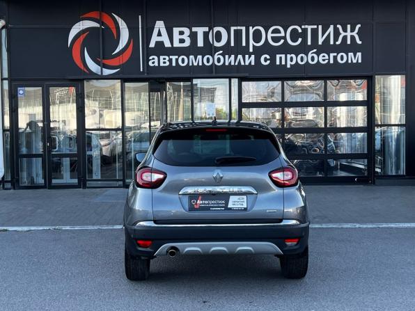 Renault Kaptur I Рестайлинг с пробегом 2021 года, цена 1 870 000 рублей, 54000 км, внедорожник, Автокод Объявления