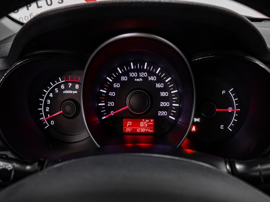 Kia Rio III Рестайлинг Минеральные Воды  - изображение 18