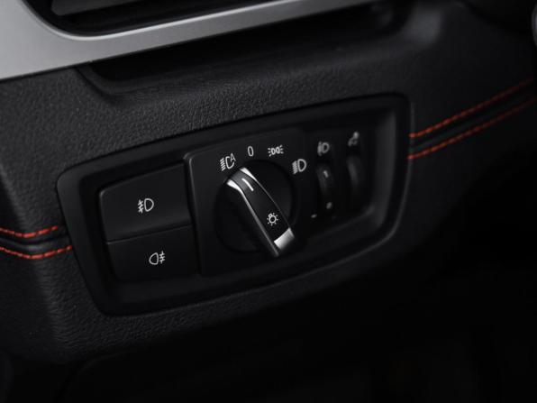 BMW X1 II (F48) Рестайлинг с пробегом 2019 года, цена 2 775 000 рублей, 86087 км, внедорожник, Автокод Объявления