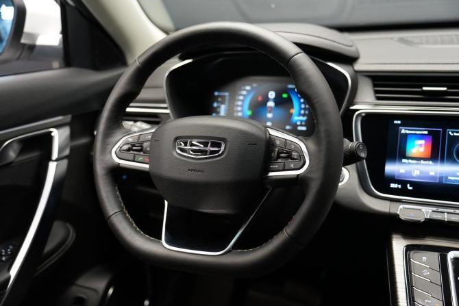 Geely Atlas Pro с пробегом 2022 года, цена 2 280 000 рублей, 44543 км, внедорожник, Автокод Объявления