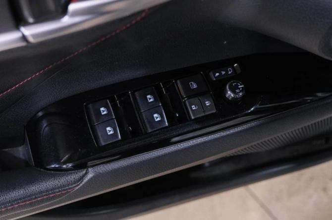 Toyota Camry VIII (XV70) с пробегом 2020 года, цена 3 149 000 рублей, 104000 км, седан, Автокод Объявления