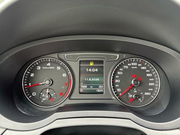Audi Q3 I (8U) Рестайлинг с пробегом 2016 года, цена 2 250 000 рублей, 75530 км, внедорожник, Автокод Объявления