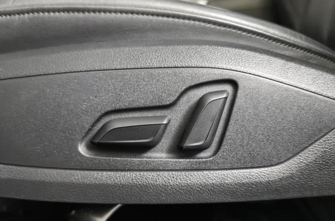 Audi A4 V (B9) Рестайлинг с пробегом 2021 года, цена 3 395 000 рублей, 63206 км, седан, Автокод Объявления