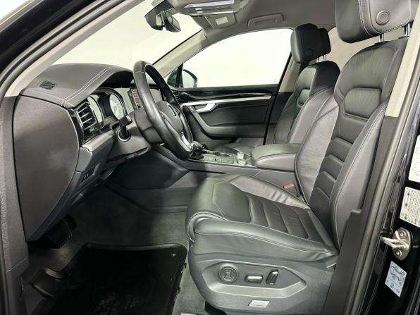 Volkswagen Touareg III с пробегом 2018 года, цена 4 400 000 рублей, 82692 км, внедорожник, Автокод Объявления