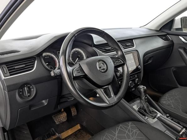 Skoda Octavia III (A7) Рестайлинг с пробегом 2020 года, цена 2 150 000 рублей, 47952 км, лифтбек, Автокод Объявления