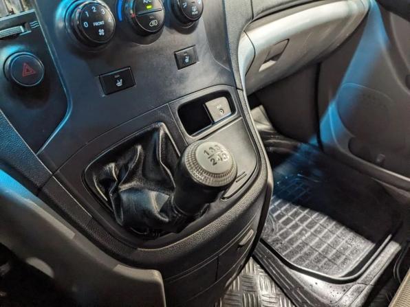 Hyundai Grand Starex I с пробегом 2010 года, цена 880 000 рублей, 189450 км, фургон, Автокод Объявления