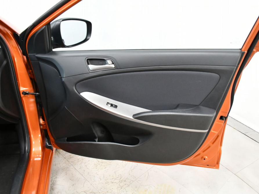 Hyundai Solaris I Рестайлинг Новосибирск  - изображение 23
