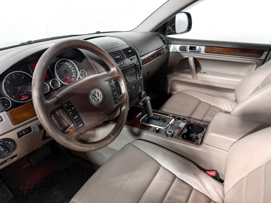 Volkswagen Touareg I Рестайлинг Санкт-Петербург  - изображение 9