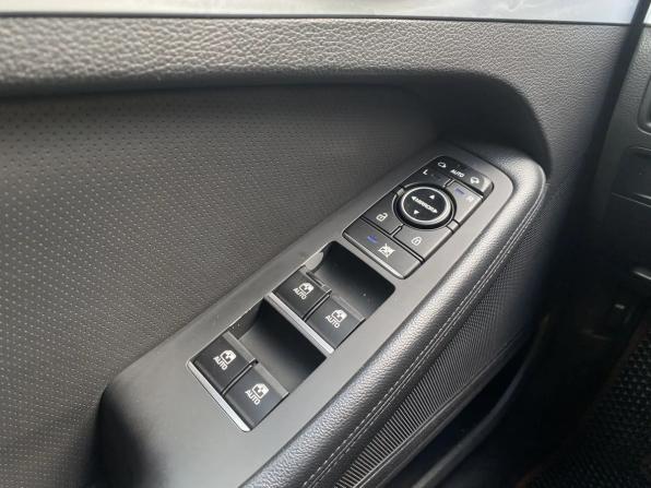 Hyundai Genesis II с пробегом 2014 года, цена 1 629 000 рублей, 233044 км, седан, Автокод Объявления