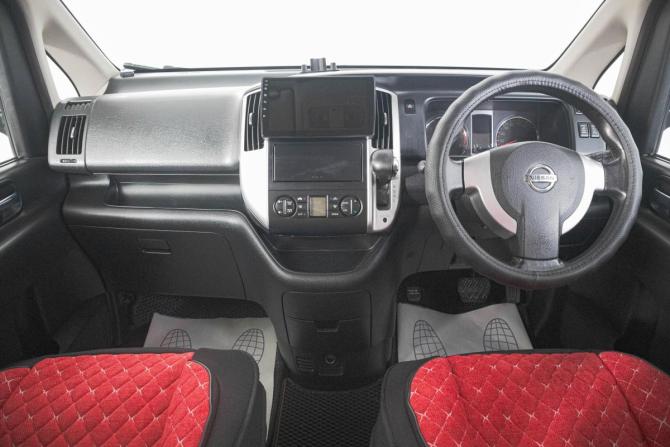 Nissan Serena III (C25) с пробегом 2009 года, цена 1 459 000 рублей, 210000 км, минивэн, Автокод Объявления