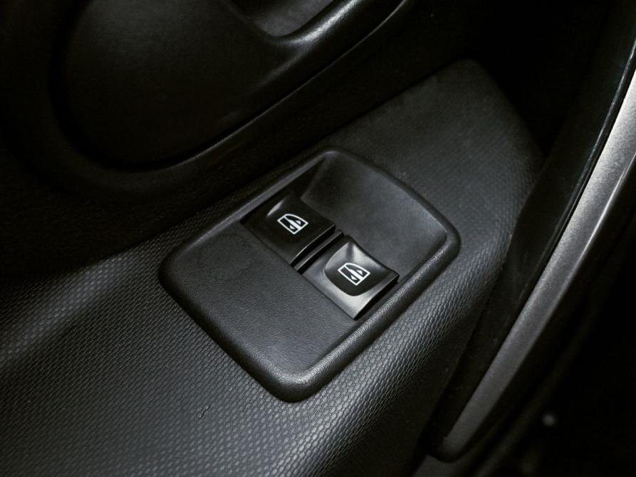 Renault Sandero II Рестайлинг Екатеринбург  - изображение 12