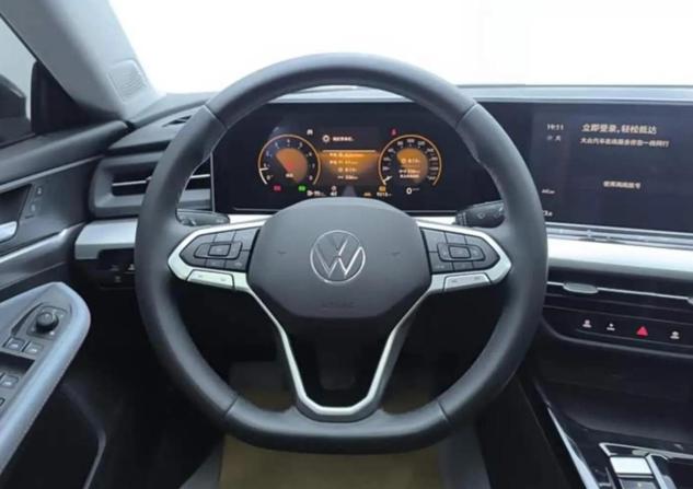 Volkswagen Lamando II с пробегом 2025 года, цена 2 770 990 рублей, 600 км, хэтчбек, Автокод Объявления