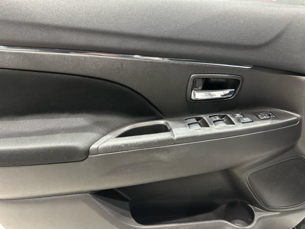 Mitsubishi ASX I с пробегом 2013 года, цена 790 000 рублей, 292245 км, внедорожник, Автокод Объявления