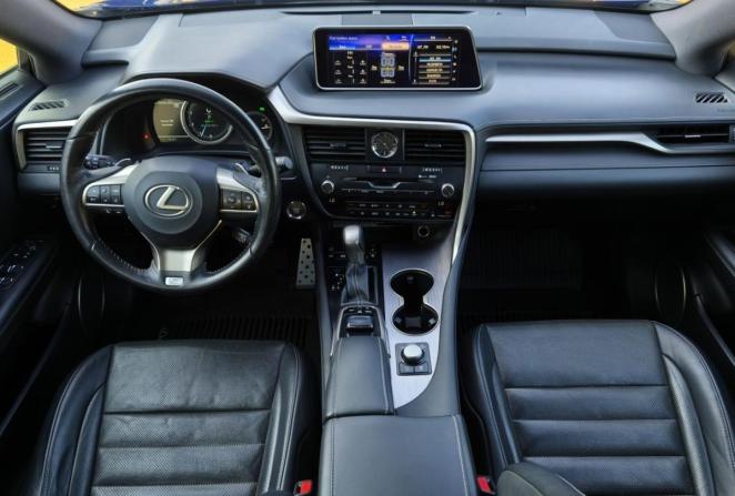 Lexus RX IV с пробегом 2018 года, цена 4 099 000 рублей, 135158 км, внедорожник, Автокод Объявления