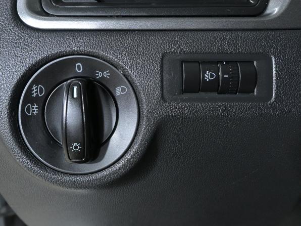 Skoda Rapid I с пробегом 2014 года, цена 720 000 рублей, 219098 км, лифтбек, Автокод Объявления