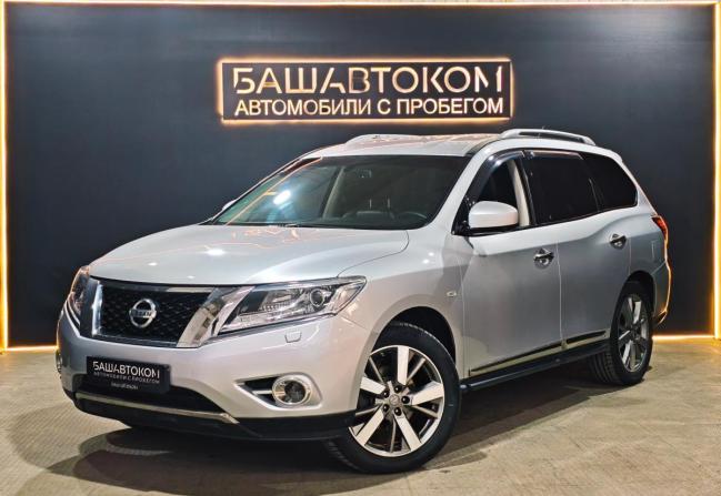 Nissan Pathfinder IV с пробегом 2015 года, цена 1 935 000 рублей, 142845 км, внедорожник, Автокод Объявления