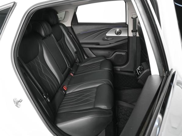 Chery Arrizo 8 с пробегом 2023 года, цена 2 099 000 рублей, 49417 км, седан, Автокод Объявления