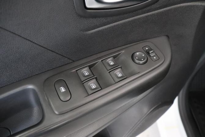 Renault Kaptur I Рестайлинг с пробегом 2020 года, цена 1 635 000 рублей, 44810 км, внедорожник, Автокод Объявления