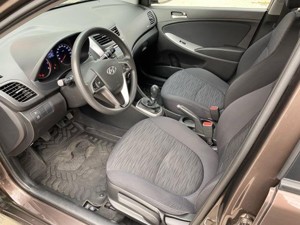 Hyundai Solaris I Рестайлинг с пробегом 2016 года, цена 1 300 000 рублей, 39775 км, седан, Автокод Объявления