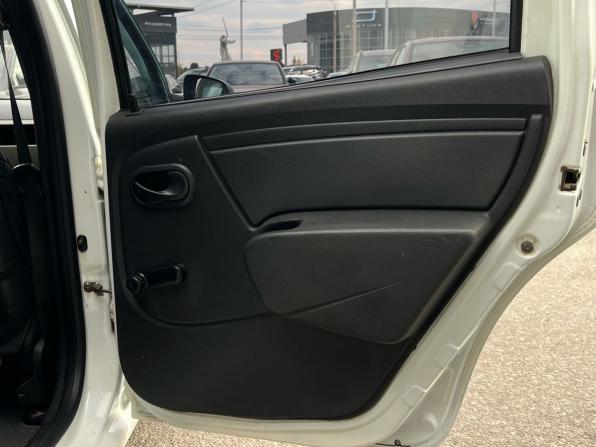 Renault Logan I Рестайлинг с пробегом 2012 года, цена 589 000 рублей, 97172 км, седан, Автокод Объявления