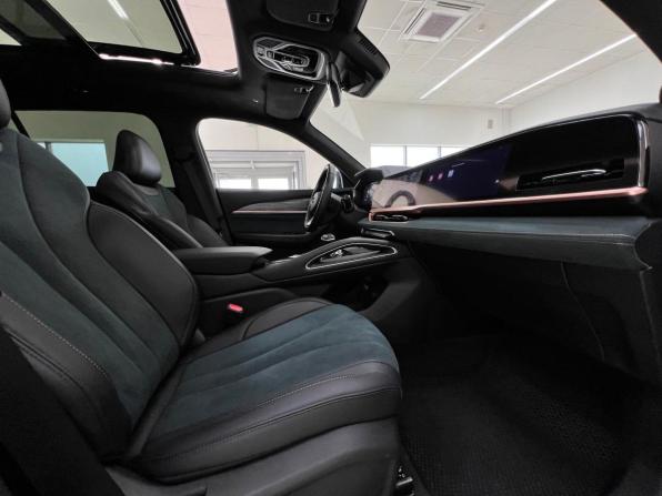 Geely Monjaro I с пробегом 2023 года, цена 3 240 000 рублей, 57600 км, внедорожник, Автокод Объявления