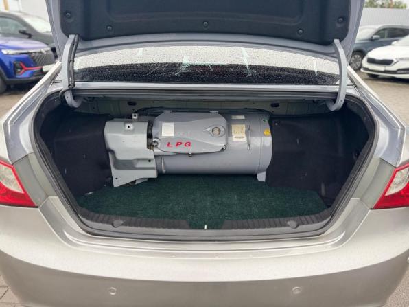 Hyundai Sonata VI (YF) с пробегом 2010 года, цена 1 050 000 рублей, 155000 км, седан, Автокод Объявления