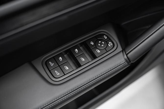 Новый Porsche Cayenne III Рестайлинг 2026 года, цена 16 950 000 рублей, внедорожник, Автокод Объявления
