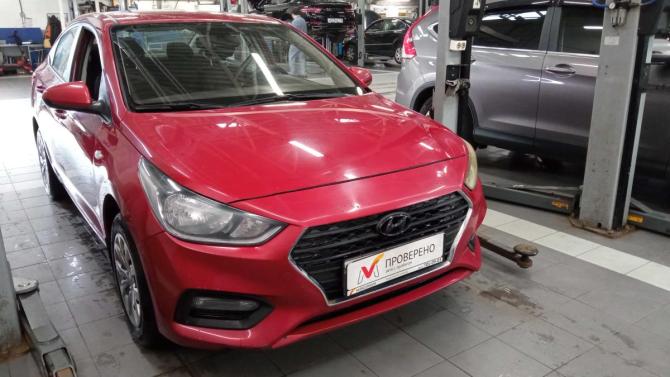Hyundai Solaris II с пробегом 2019 года, цена 900 000 рублей, 95086 км, седан, Автокод Объявления