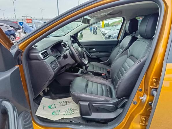 Renault Duster I Рестайлинг с пробегом 2021 года, цена 1 399 995 рублей, 174081 км, внедорожник, Автокод Объявления