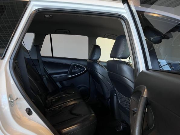 Toyota RAV4 III (XA30) Рестайлинг с пробегом 2010 года, цена 1 365 000 рублей, 181353 км, внедорожник, Автокод Объявления