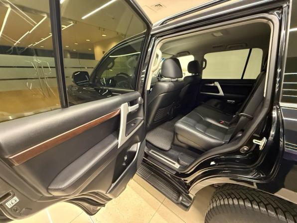 Toyota Land Cruiser 200 Series Рестайлинг 2 с пробегом 2018 года, цена 6 200 000 рублей, 245486 км, внедорожник, Автокод Объявления