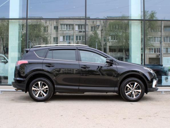 Toyota RAV4 IV (XA40) Рестайлинг с пробегом 2018 года, цена 2 995 000 рублей, 104414 км, внедорожник, Автокод Объявления