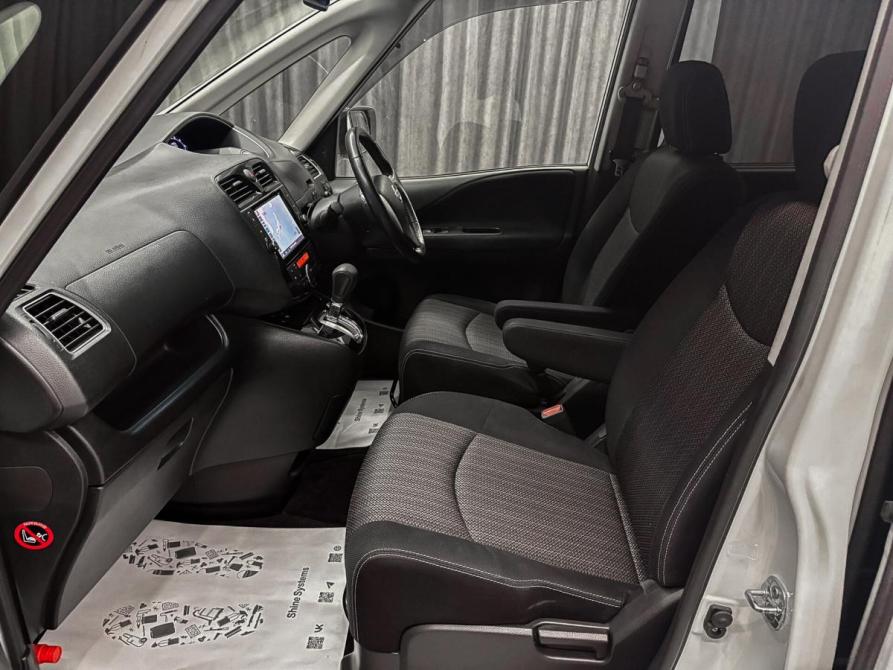 Nissan Serena IV (C26) Красноярск  - изображение 12