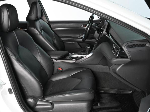 Toyota Camry VIII (XV70) Рестайлинг с пробегом 2021 года, цена 3 240 000 рублей, 87249 км, седан, Автокод Объявления