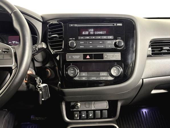 Mitsubishi Outlander III Рестайлинг 3 с пробегом 2019 года, цена 2 100 000 рублей, 118418 км, внедорожник, Автокод Объявления