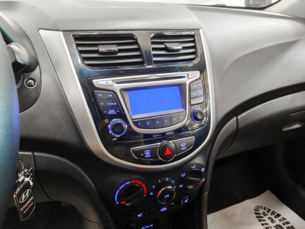 Hyundai Solaris I с пробегом 2013 года, цена 725 300 рублей, 183493 км, седан, Автокод Объявления