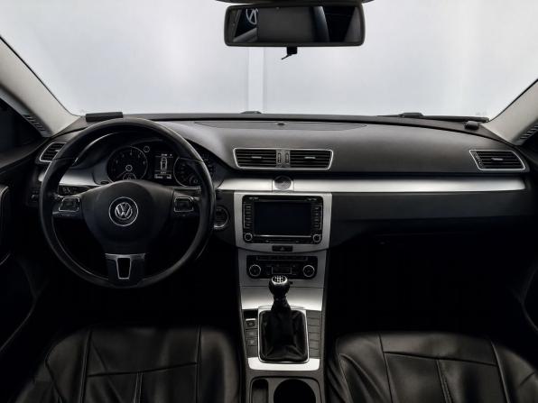 Volkswagen Passat B7 с пробегом 2011 года, цена 679 000 рублей, 252450 км, седан, Автокод Объявления